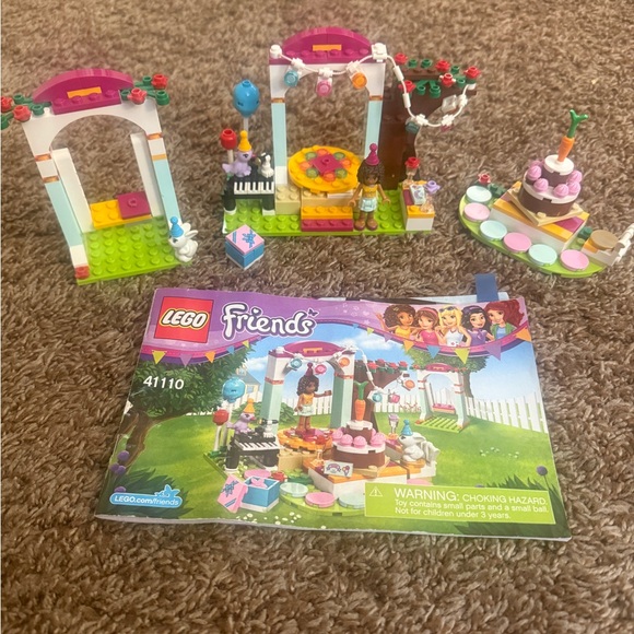 LEGO Friends Birthday Party Set - Colorful - Picture 8 of 10